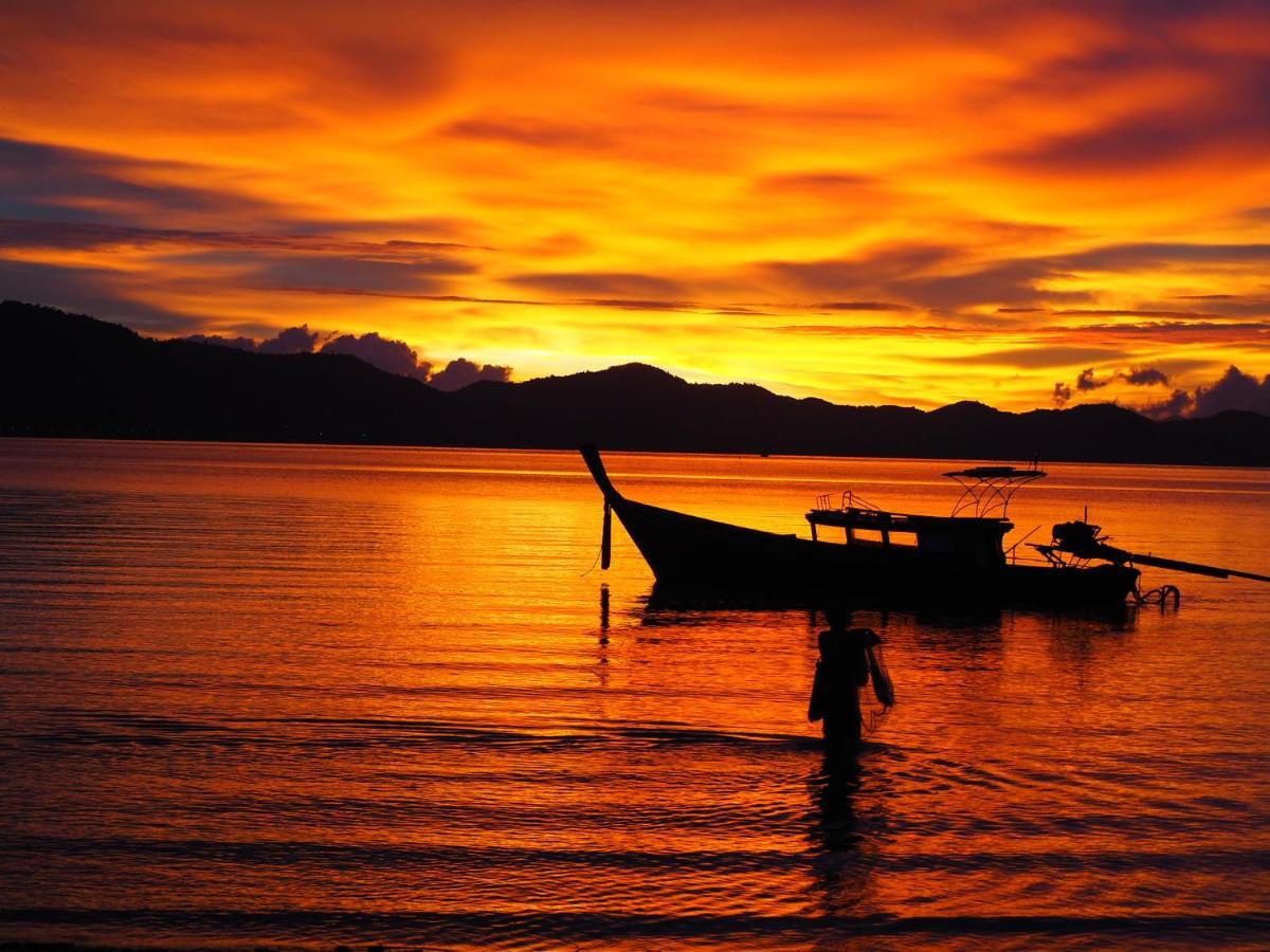 Willa Modern Sunset Sea House Lam Sai Ko Yao Noi Zewnętrze zdjęcie