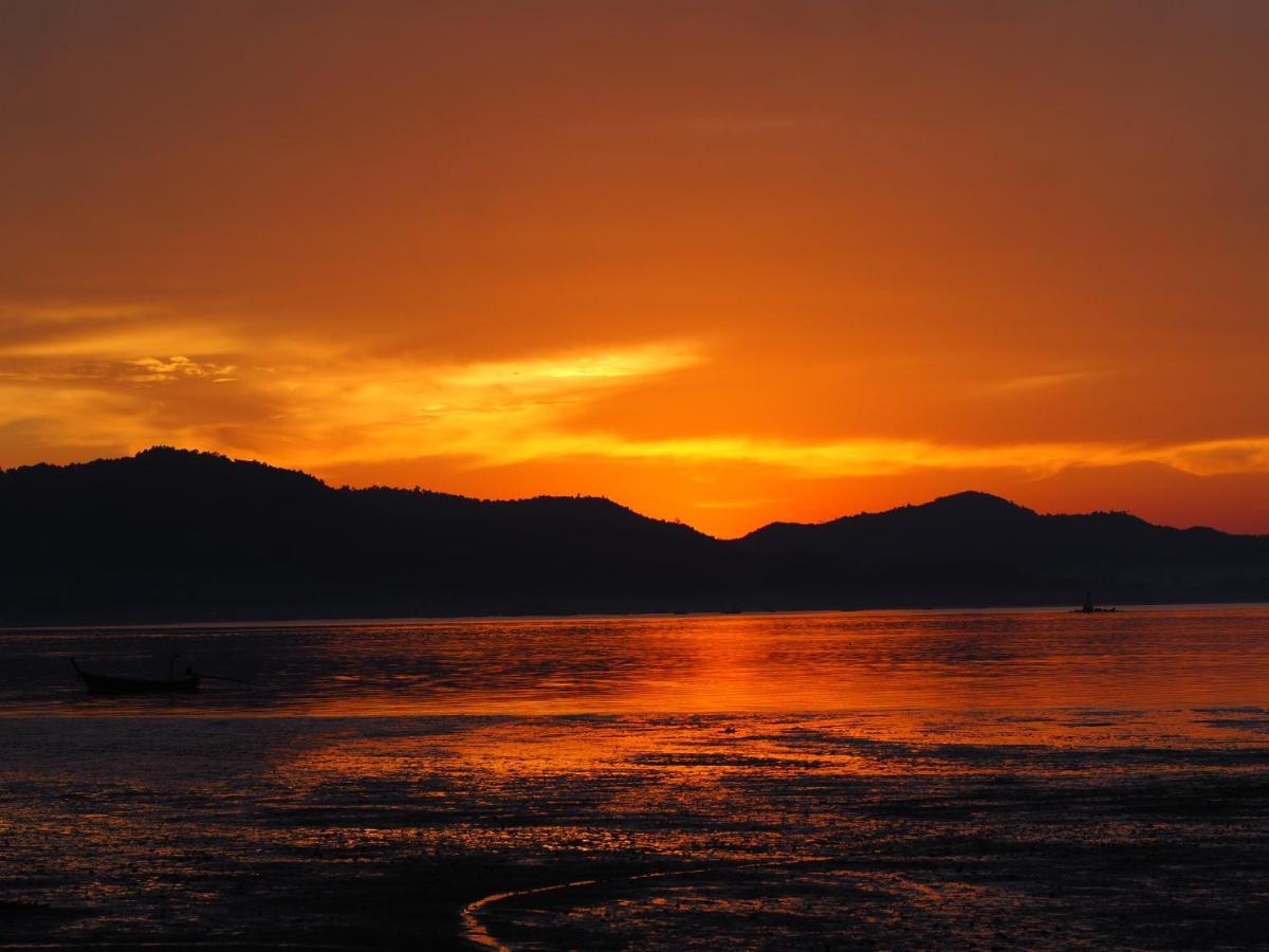 Willa Modern Sunset Sea House Lam Sai Ko Yao Noi Zewnętrze zdjęcie